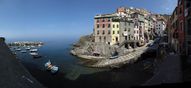 SX19506-20 Panorama harbour Riomaggiore, Cinque Terre, Italy.jpg